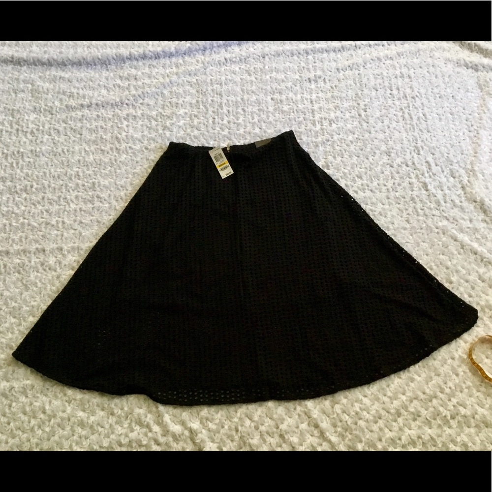 ALFANI DESERT IVY BLACK SKIRT - MEDIUM